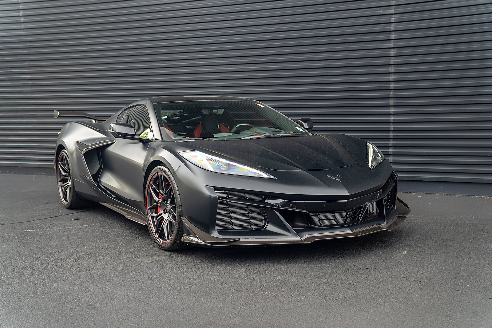 Used 2023 Chevrolet Corvette Z06 w/ Z07 Performance Package RWD image 26