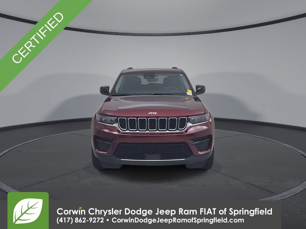Used 2023 Jeep Grand Cherokee Laredo w/ Luxury Tech Group I AWD/4WD image 5