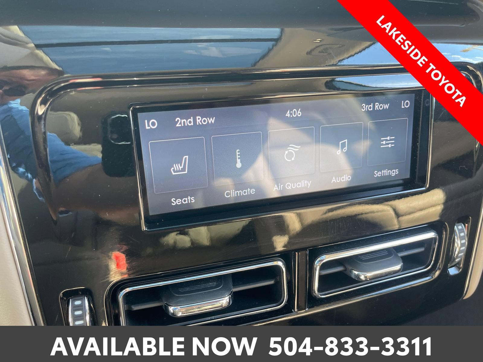 Used 2023 Lincoln Aviator Reserve w/ Equipment Group 201A RWD image 21
