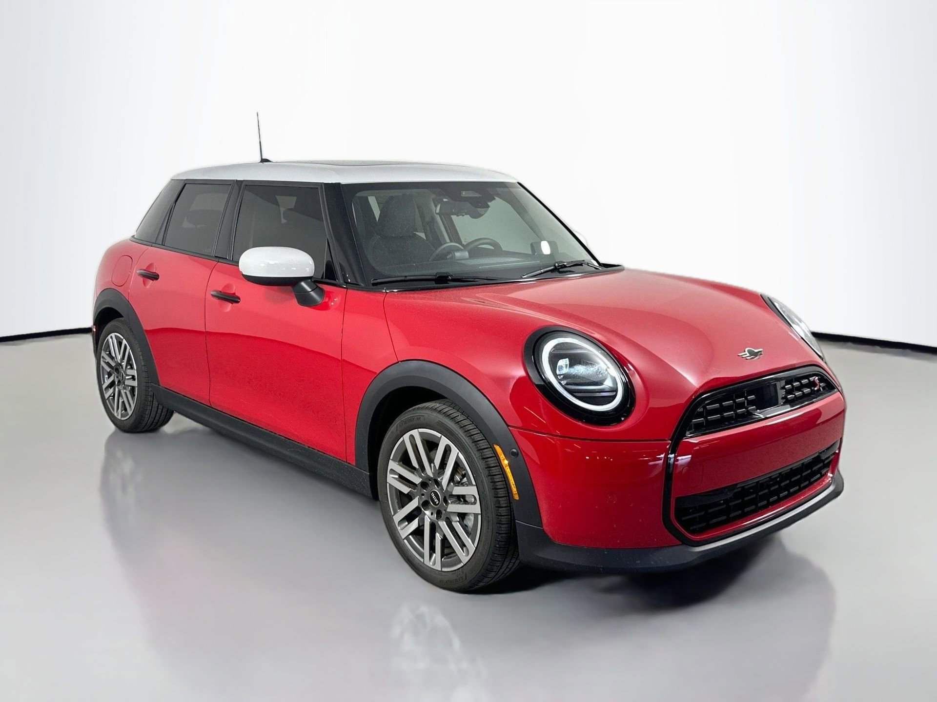 Used 2025 MINI Cooper S image 3