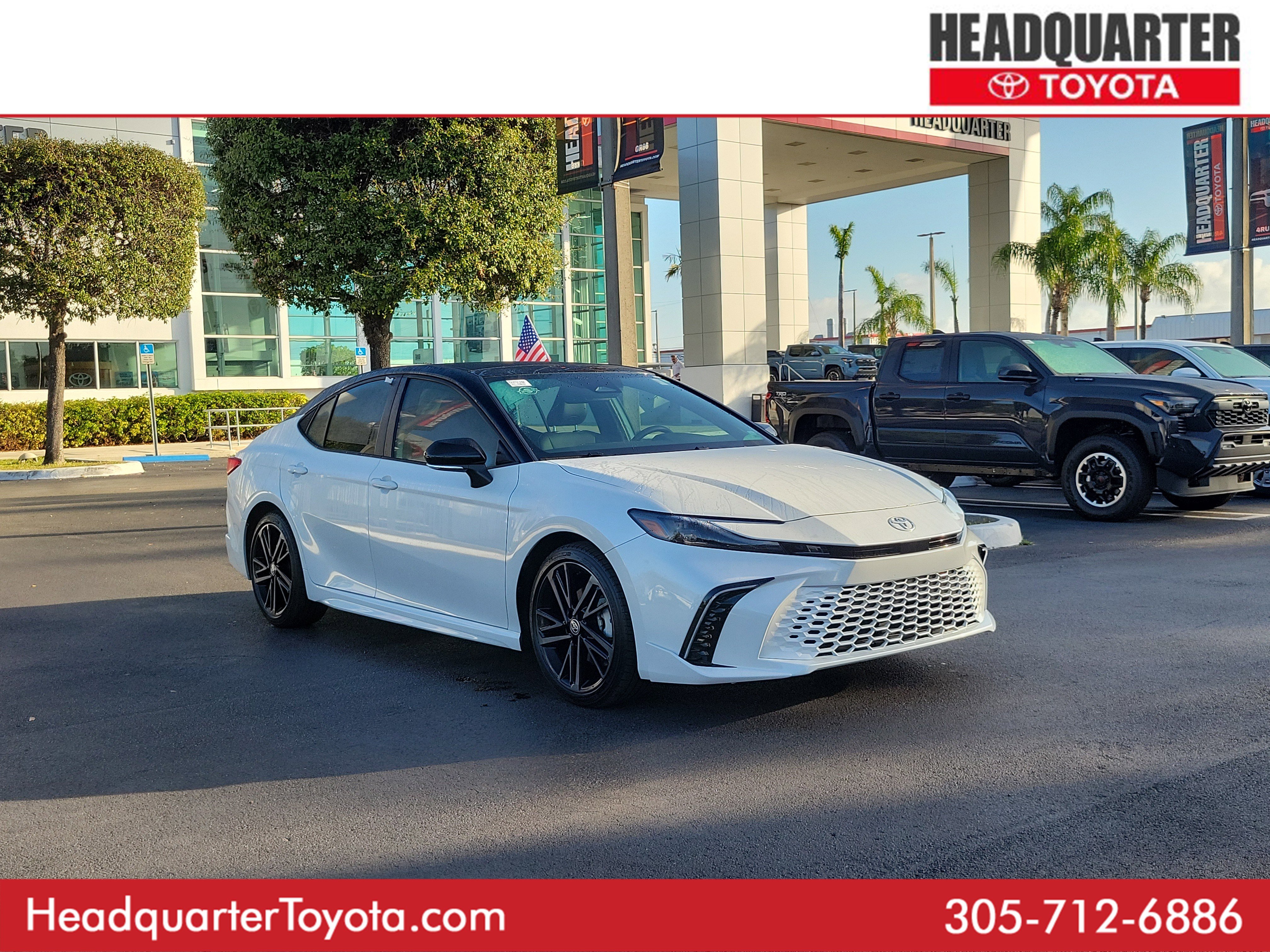 Used 2025 Toyota Camry XSE video 1