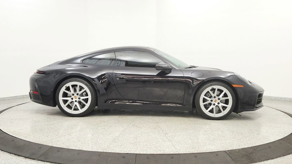 Used 2025 Porsche 911 Carrera RWD image 6