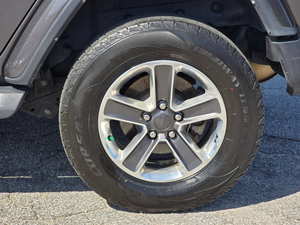 Used 2022 Jeep Wrangler Unlimited Sahara AWD/4WD image 21