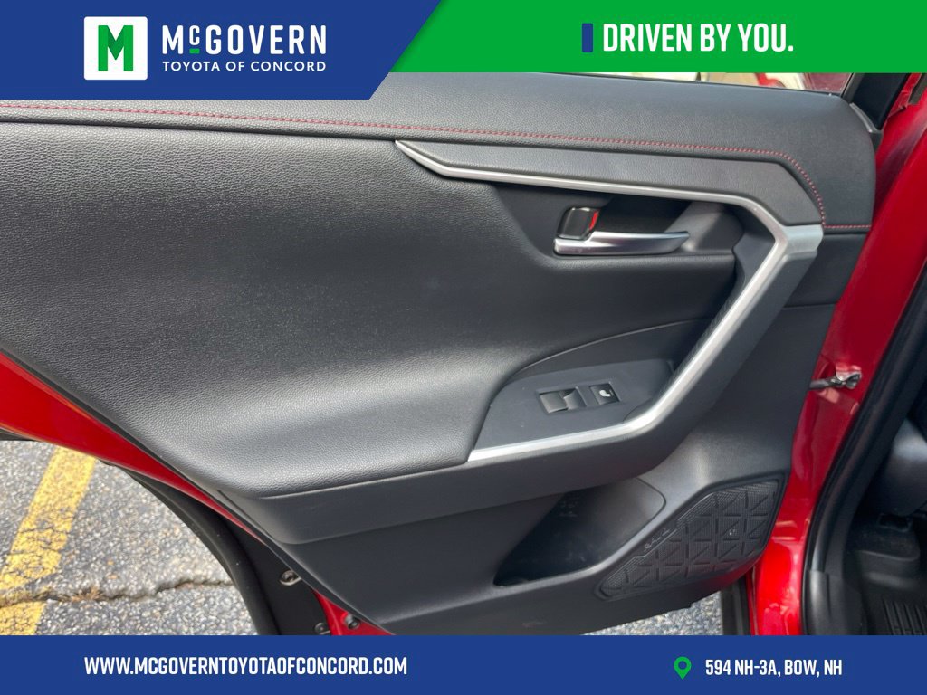 Used 2021 Toyota RAV4 XSE w/ Weather Package AWD/4WD image 18