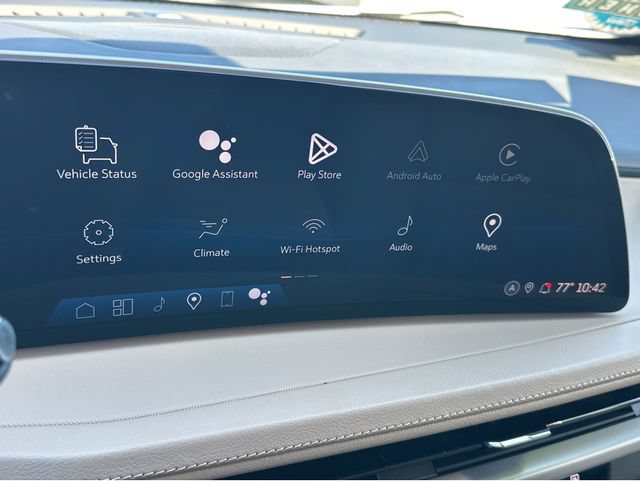 Certified 2024 Cadillac XT4 Luxury w/ Cold Weather Package FWD image 23