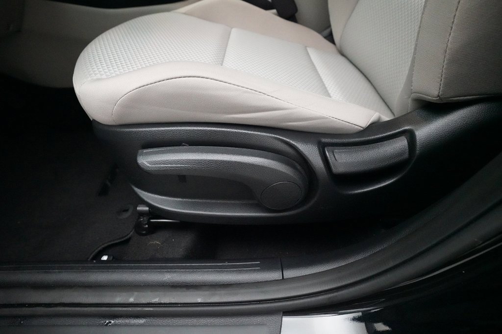 Used 2023 Kia Soul LX w/ LX Technology Package image 28