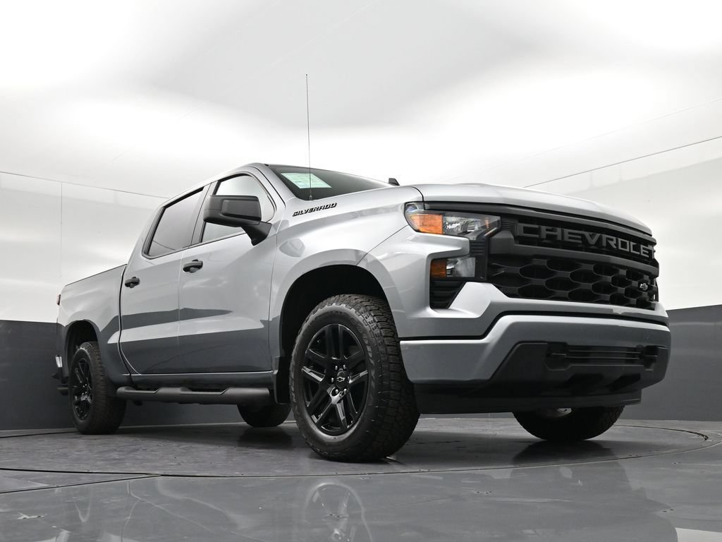 Used 2026 Chevrolet Silverado 1500 Custom w/ Turbomax Blackout Package RWD image 28