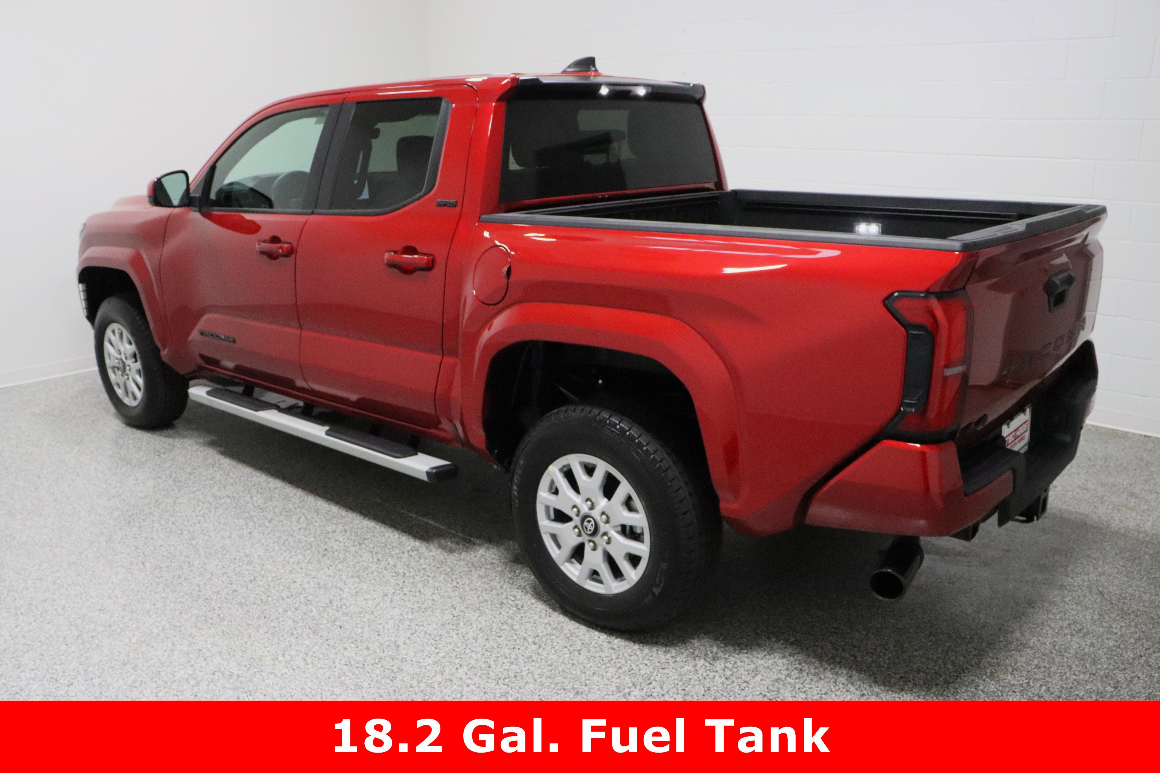 Used 2025 Toyota Tacoma SR5 image 9