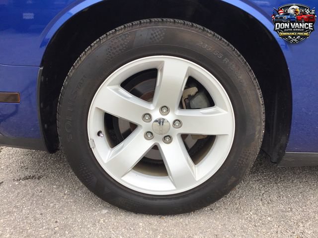 Used 2012 Dodge Challenger SXT RWD image 25