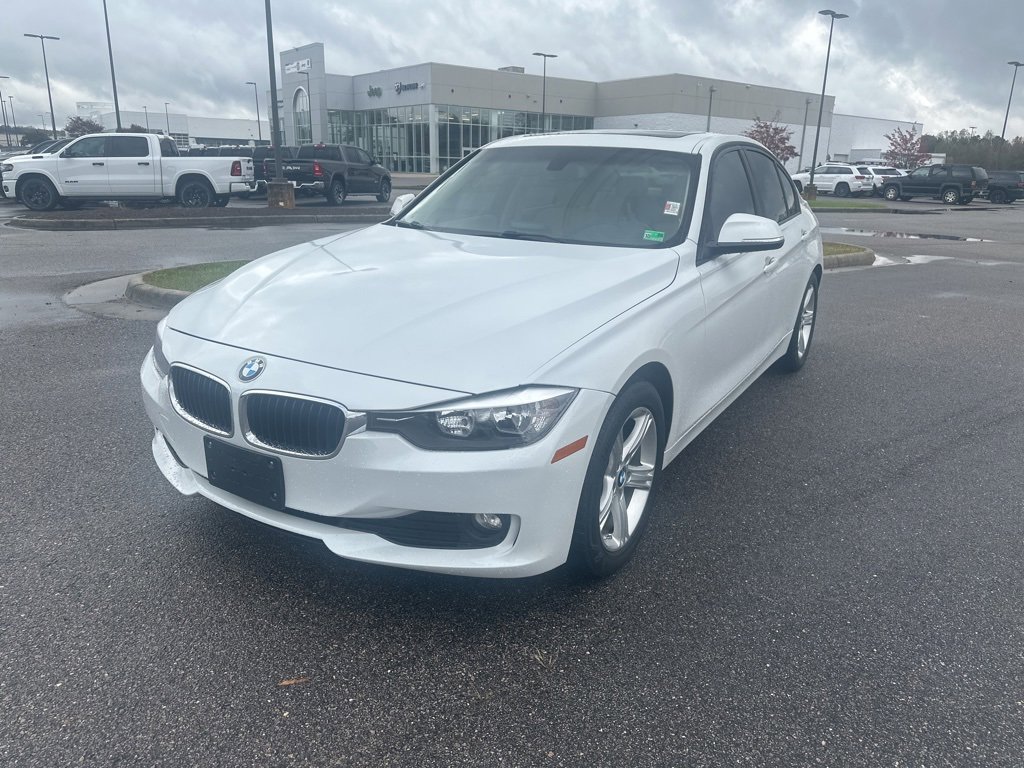 Used 2014 BMW 320i Sedan