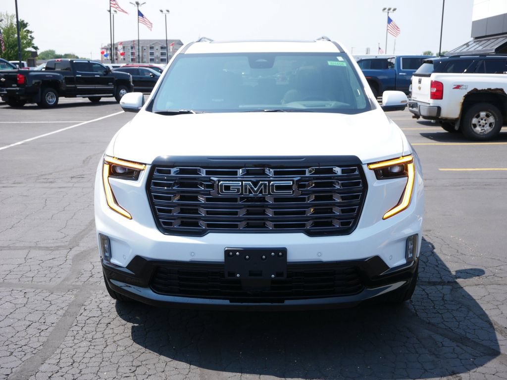New 2026 GMC Acadia Denali Ultimate w/ LPO, Floor Liner Package AWD/4WD image 3