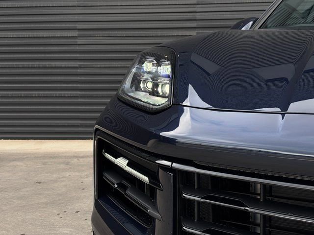 New 2026 Porsche Cayenne AWD/4WD image 12