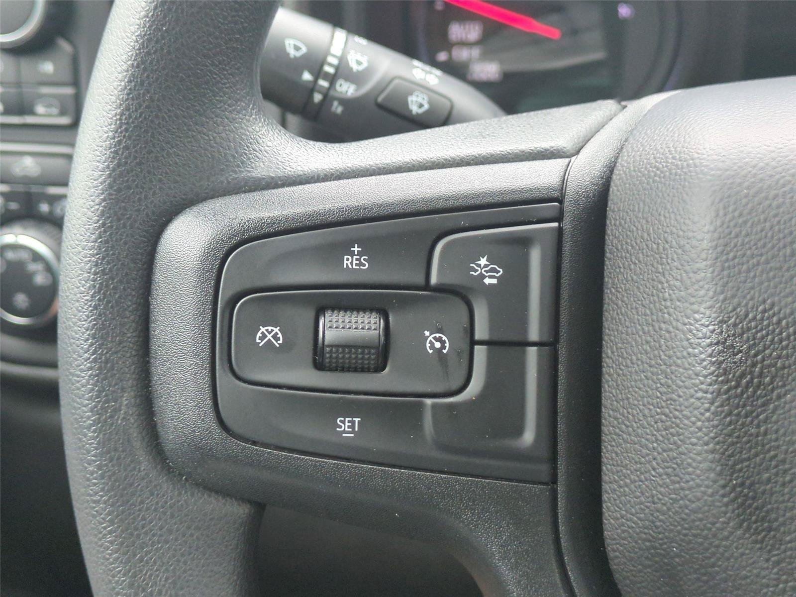 Used 2025 Chevrolet Silverado 1500 Custom AWD/4WD image 17