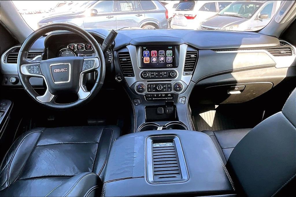 Used 2017 GMC Yukon SLT image 19