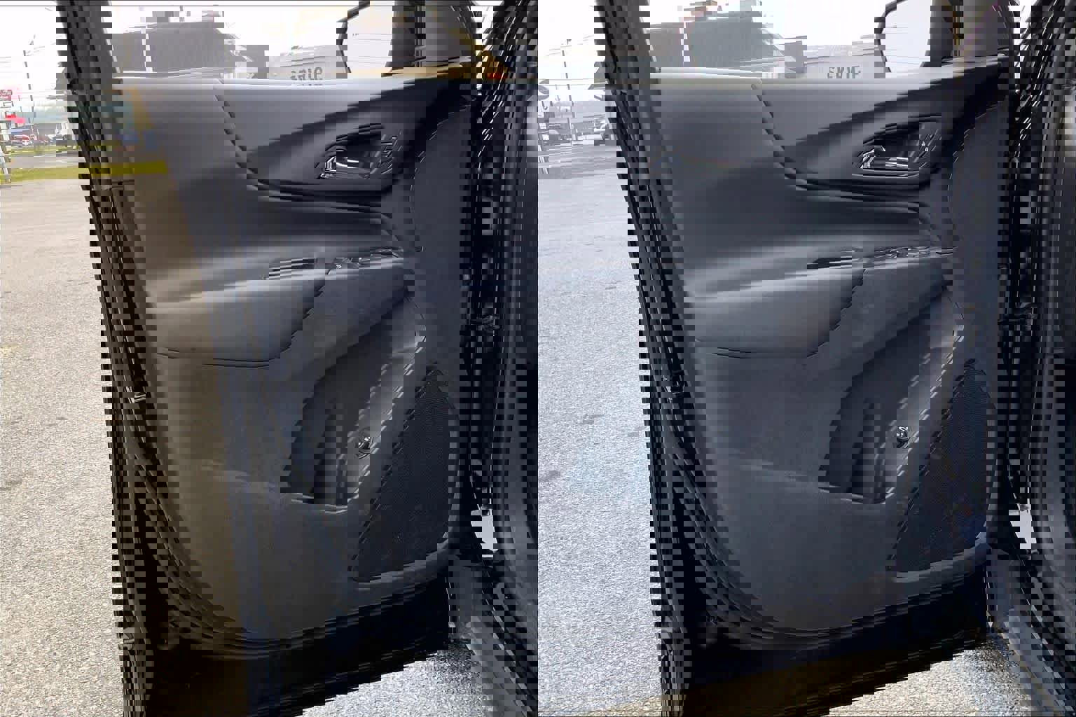 Used 2024 Chevrolet Equinox LT image 22