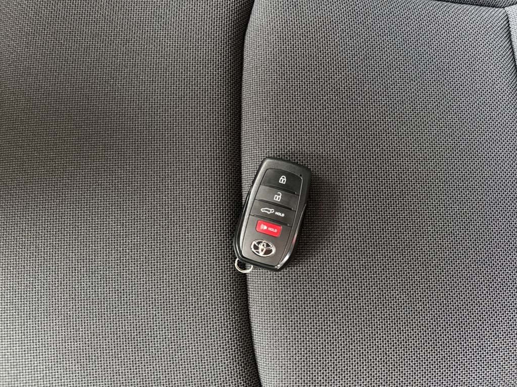 New 2026 Toyota C-HR AWD/4WD image 31