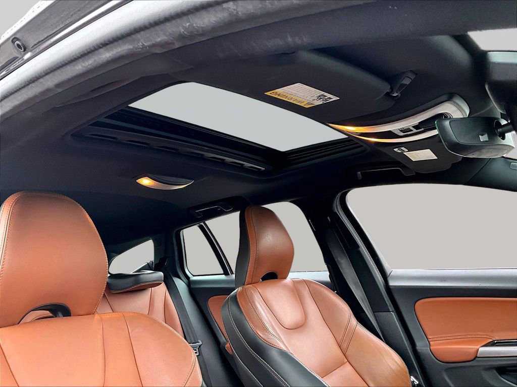 Used 2016 Volvo V60 T5 Premier w/ Climate Package image 20