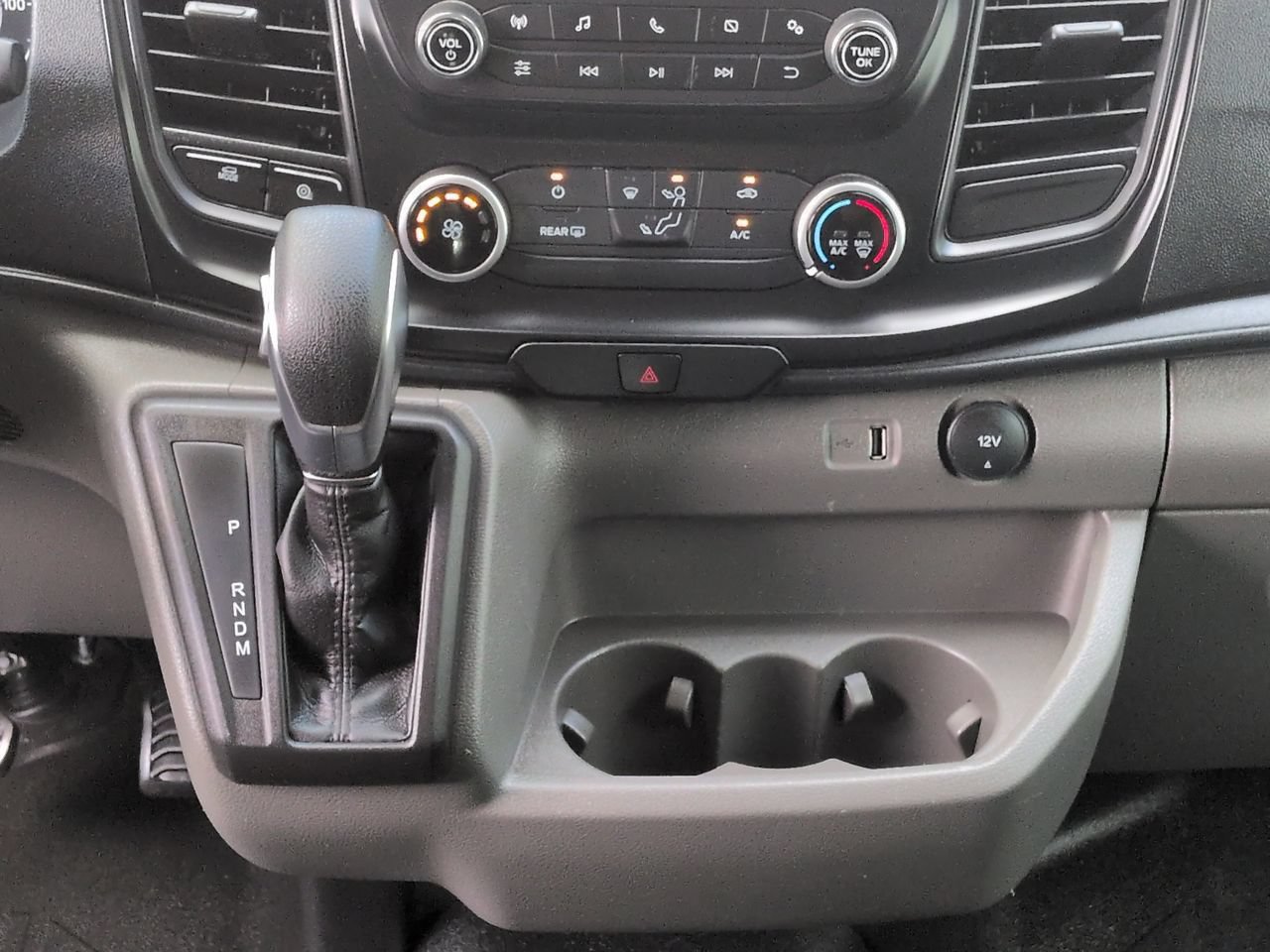 Used 2024 Ford Transit 150 Low Roof RWD image 19
