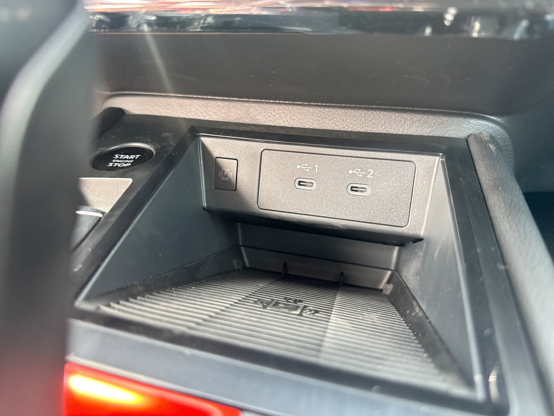 New 2027 Nissan Kicks SR FWD image 21