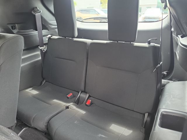 Used 2024 Mitsubishi Outlander ES FWD image 13