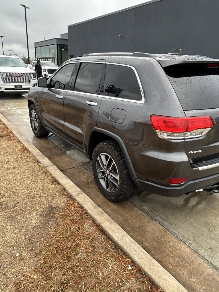 Used 2017 Jeep Grand Cherokee Limited image 5