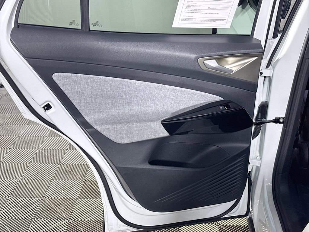 Certified 2024 Volkswagen ID.4 2WD image 19