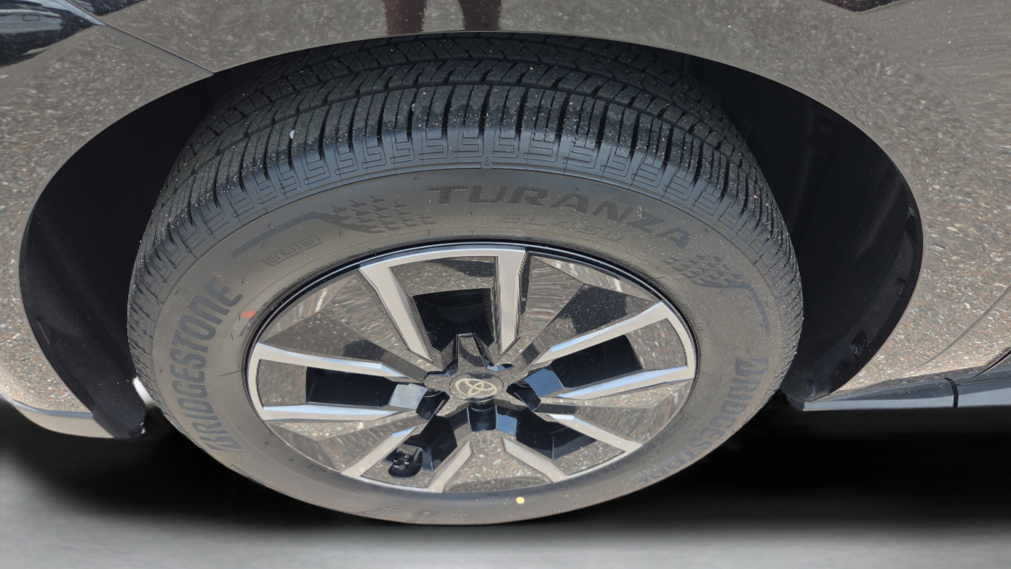 Certified 2026 Toyota bZ AWD/4WD image 31