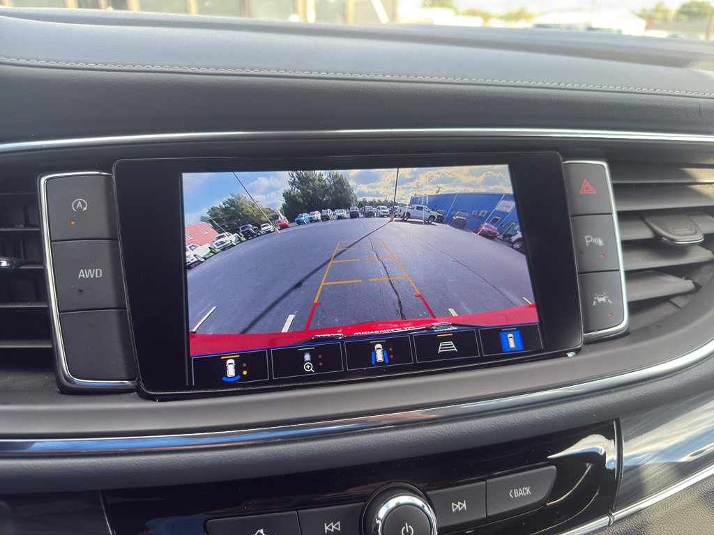Used 2024 Buick Enclave Premium image 47