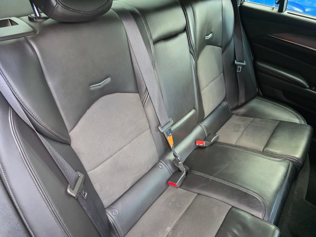 Used 2019 Cadillac CTS V w/ Luxury Package RWD image 26