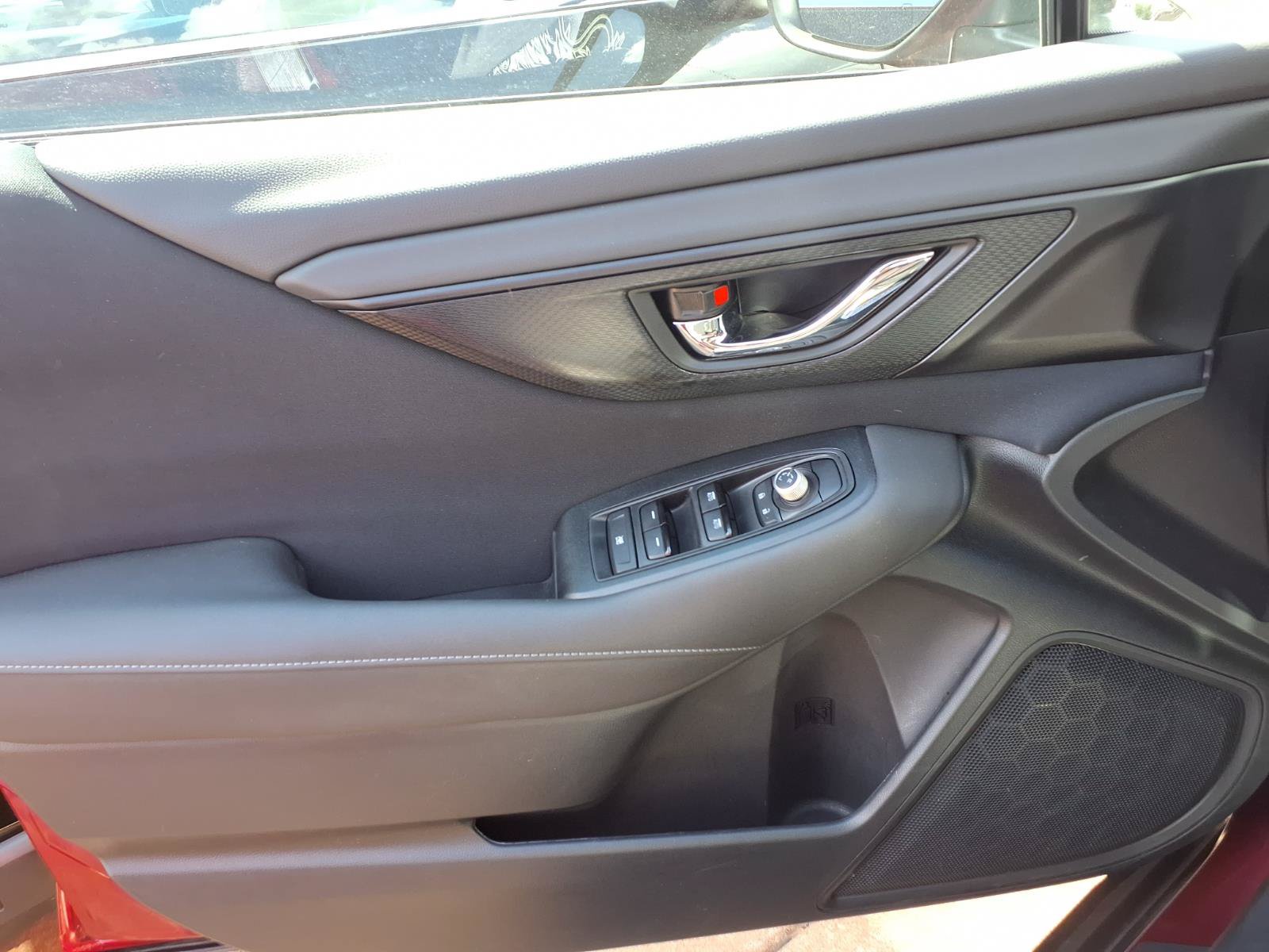 Used 2025 Subaru Crosstrek 2.5i Wilderness w/ Crosstrek Mirror Package AWD/4WD image 14