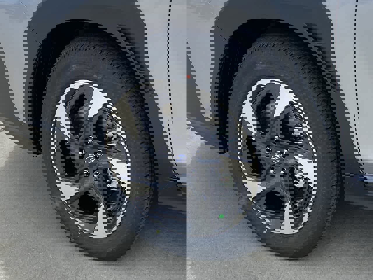 Used 2025 Subaru Crosstrek 2.5i Limited w/ Crosstrek Mirror Package image 12