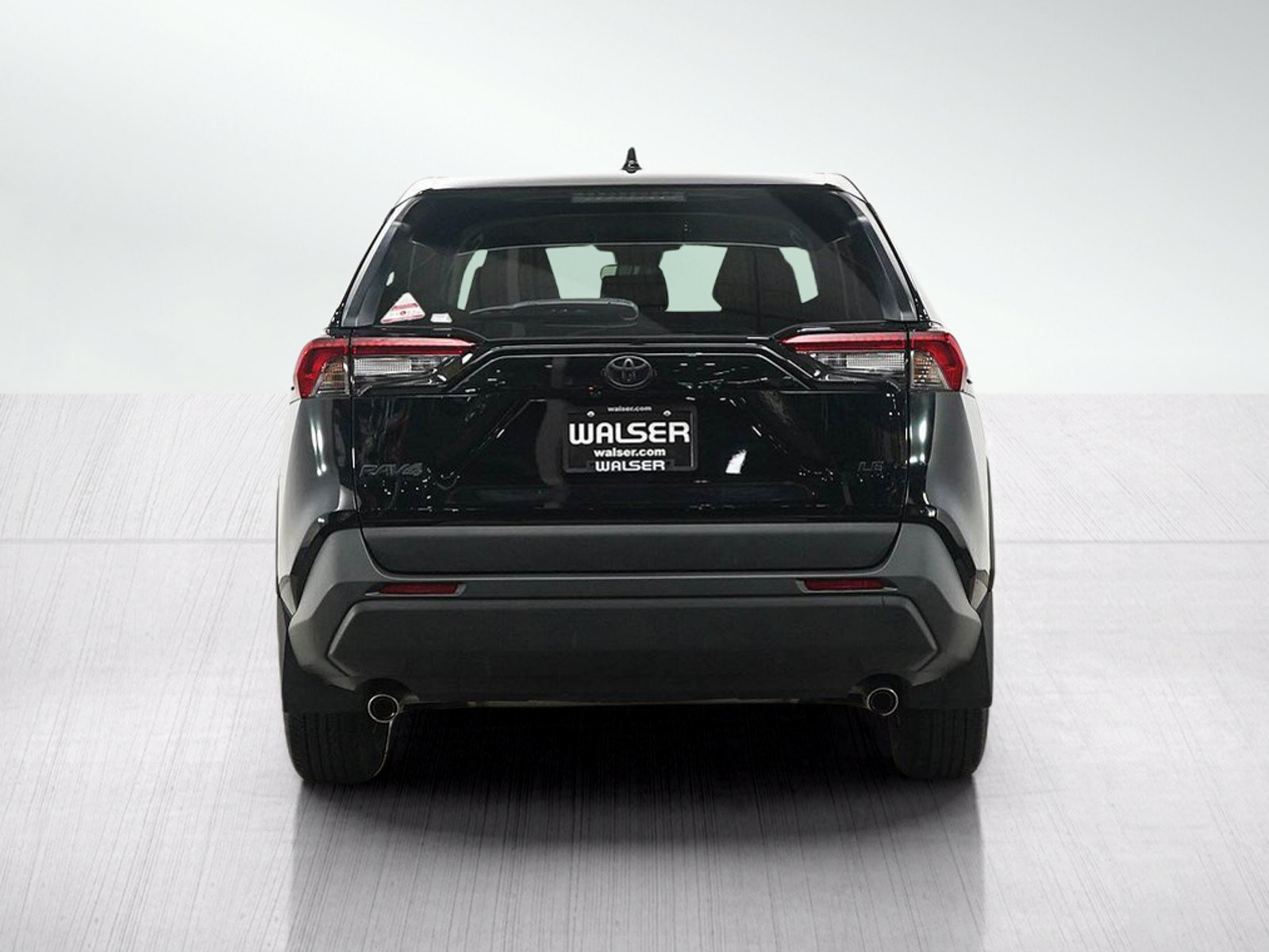 Used 2025 Toyota RAV4 LE FWD image 4