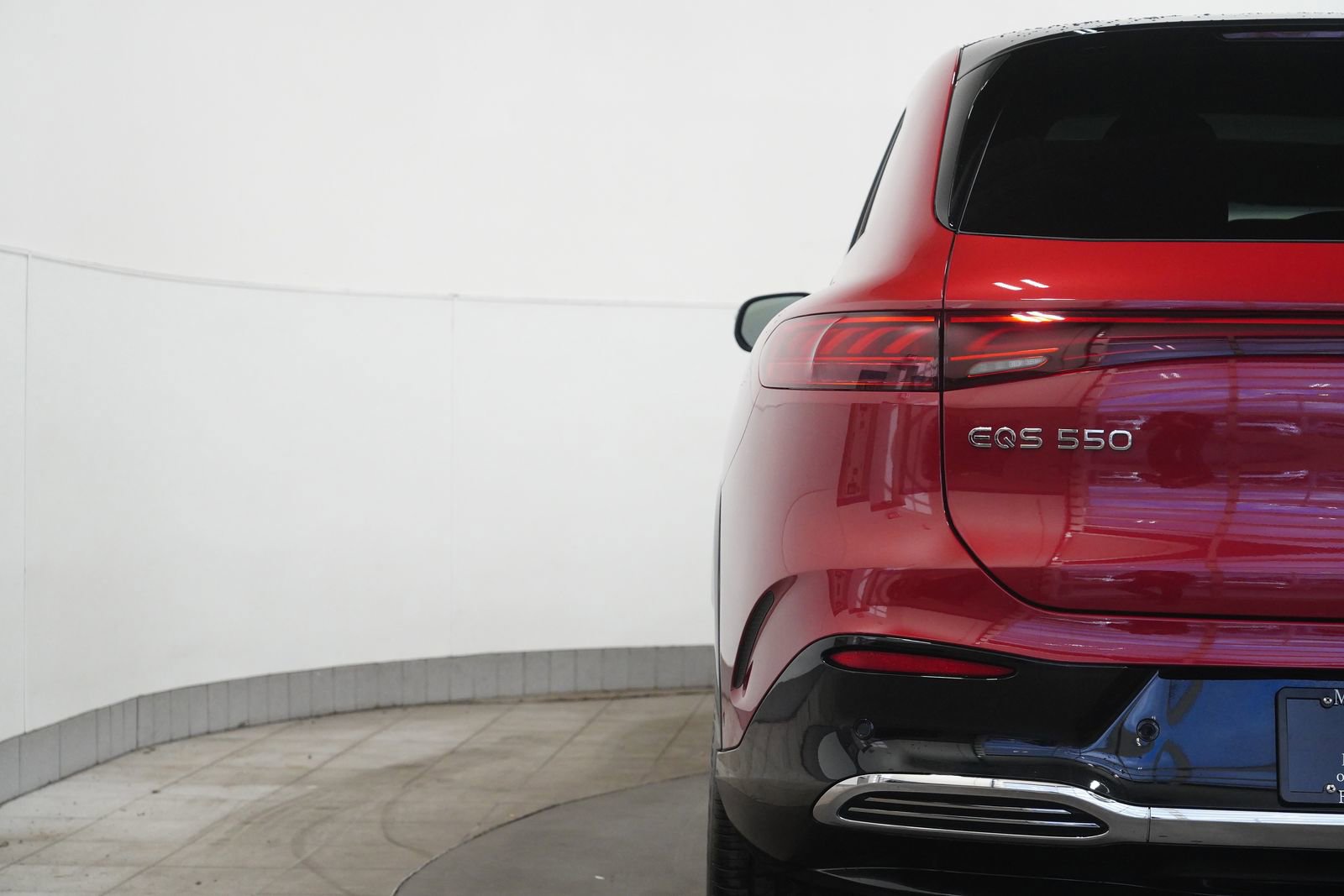 Used 2026 Mercedes-Benz EQS 550 4MATIC SUV image 12