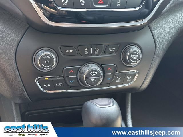 Certified 2022 Jeep Cherokee Limited w/ Elite Package AWD/4WD image 27