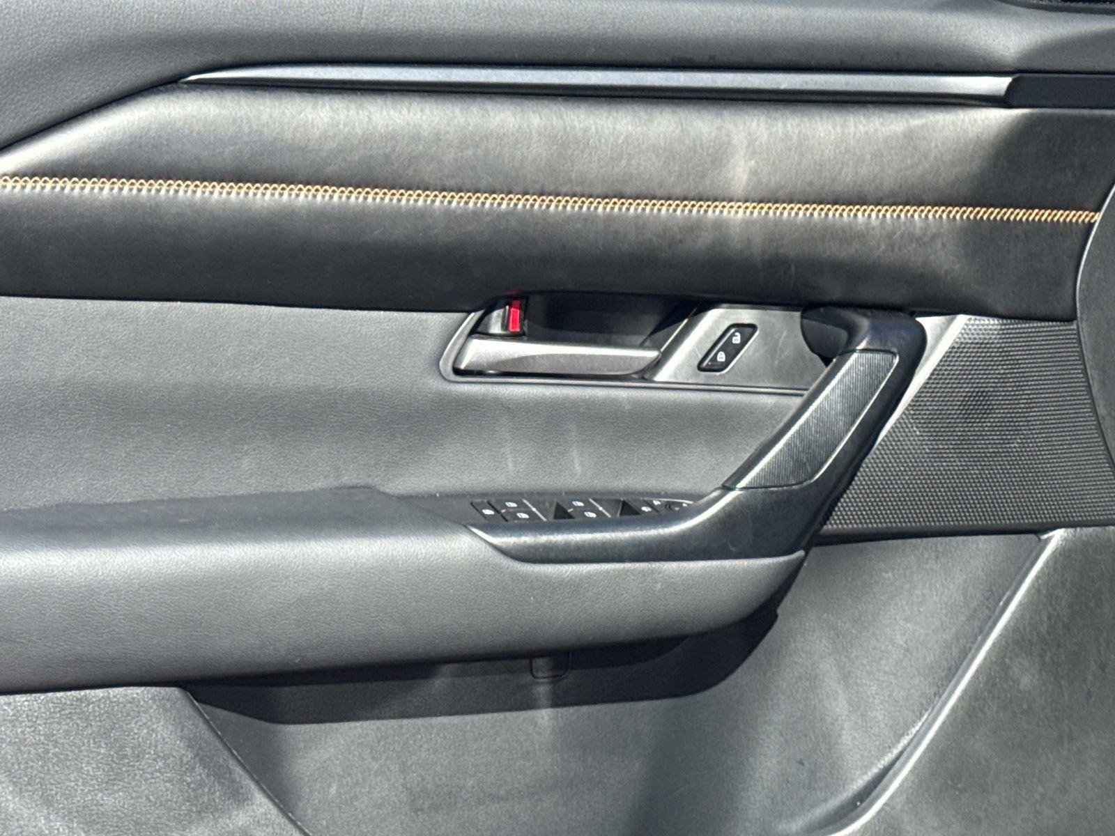 Certified 2025 MAZDA CX-50 AWD 2.5 Turbo w/ Cargo Package image 18