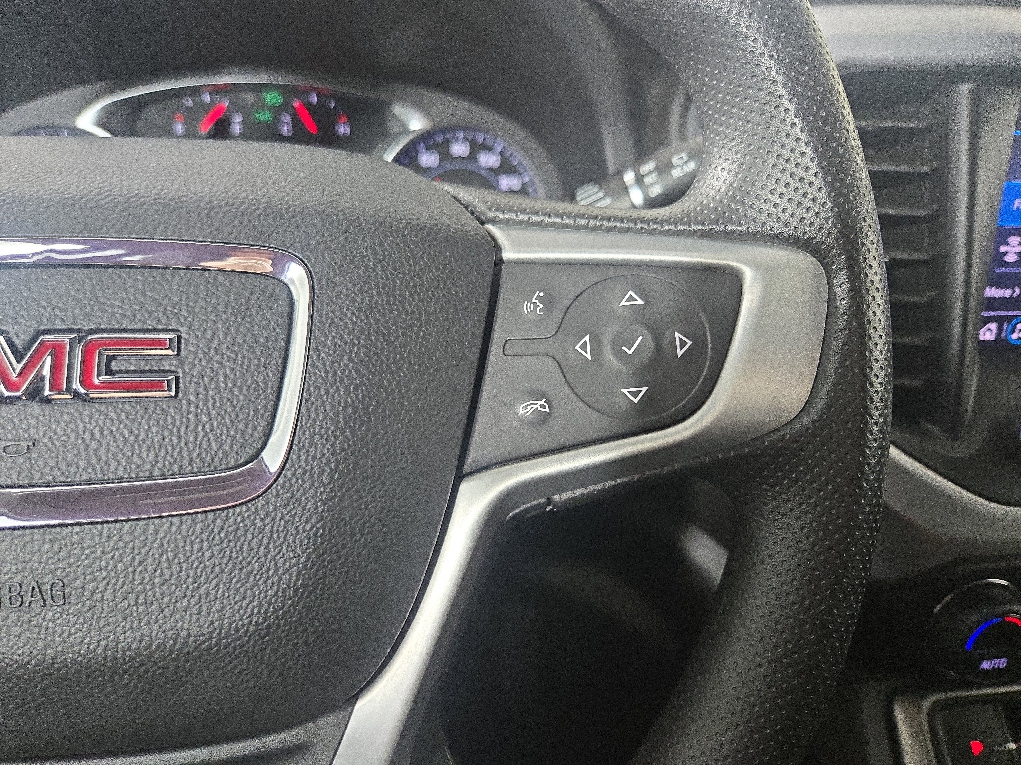 Certified 2023 GMC Acadia SLE w/ LPO, Cargo Package image 17