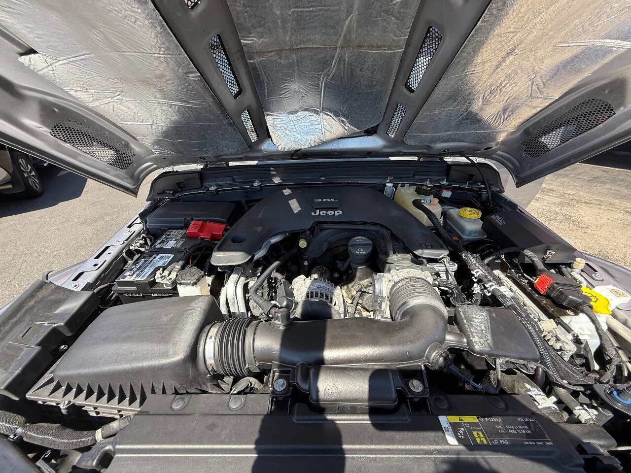 Used 2019 Jeep Wrangler Unlimited Sahara image 44