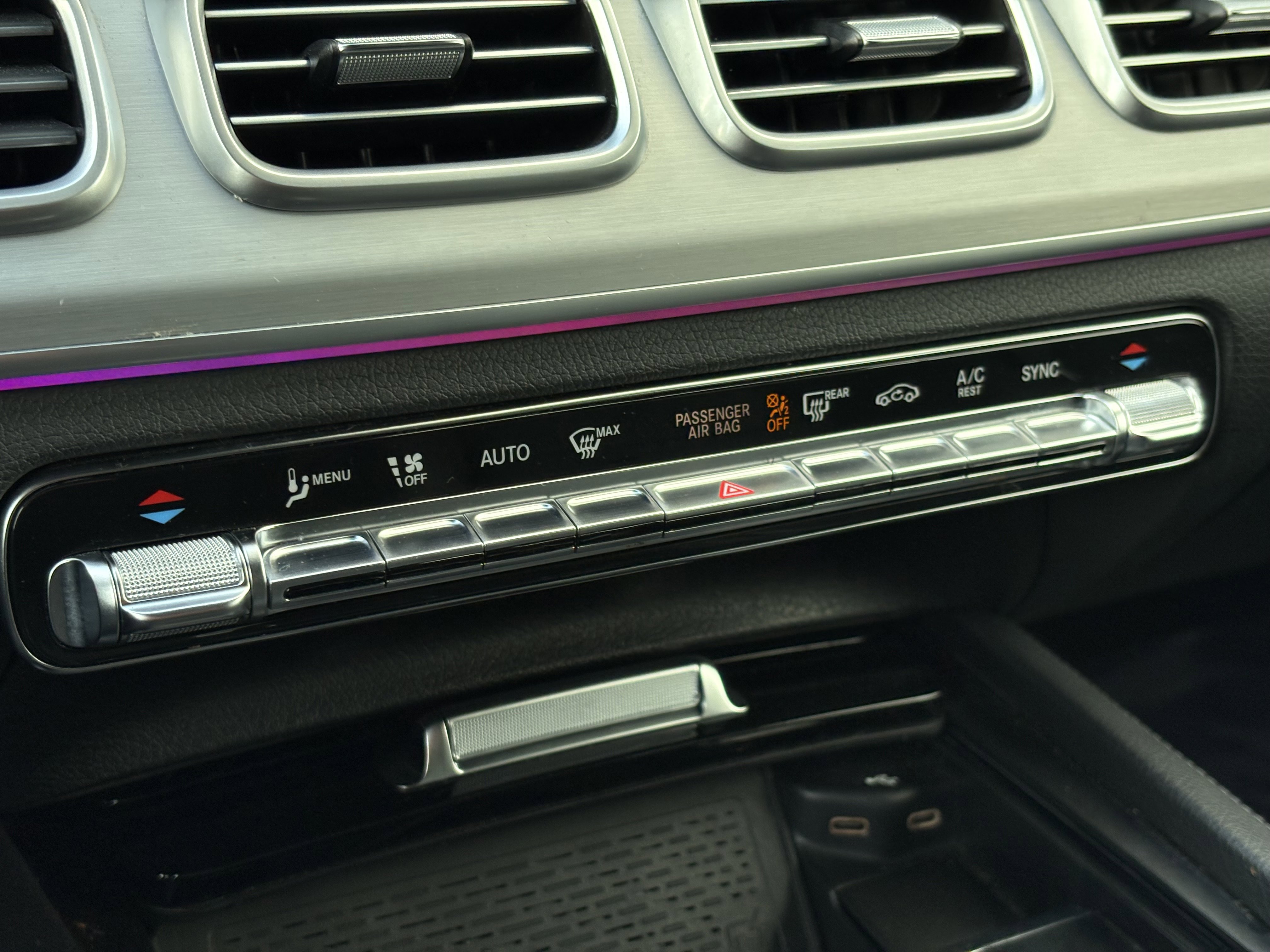 Used 2024 Mercedes-Benz GLE 350 4MATIC image 24