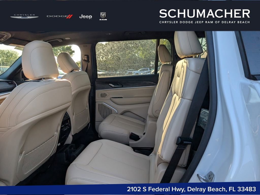 New 2026 Jeep Grand Cherokee L Limited RWD image 13