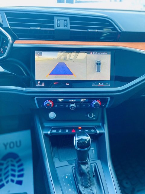 Used 2020 Audi Q3 2.0T Prestige w/ Prestige Package image 17