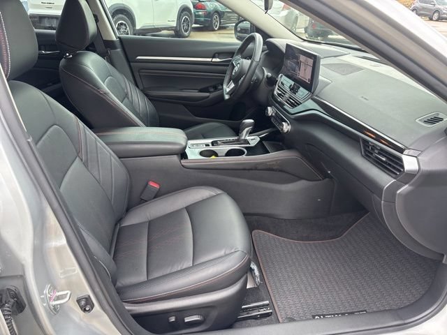 Used 2023 Nissan Altima 2.0 SR FWD image 20