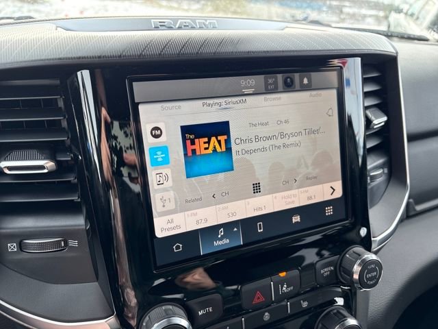 New 2026 RAM 1500 4x4 Crew Cab image 14