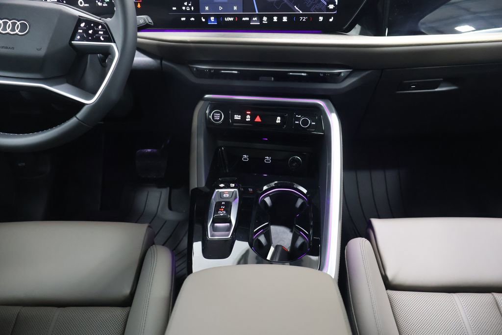 Used 2025 Audi Q5 Premium Plus w/ Premium Plus image 20
