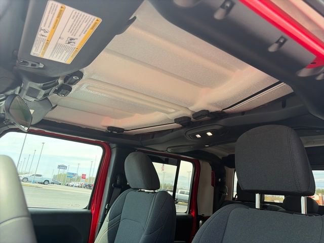 Used 2024 Jeep Gladiator Sport AWD/4WD image 31