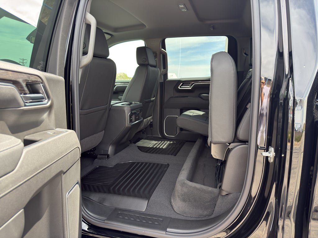 New 2026 Chevrolet Silverado 1500 LTZ w/ Z71 Off-Road Package AWD/4WD image 15