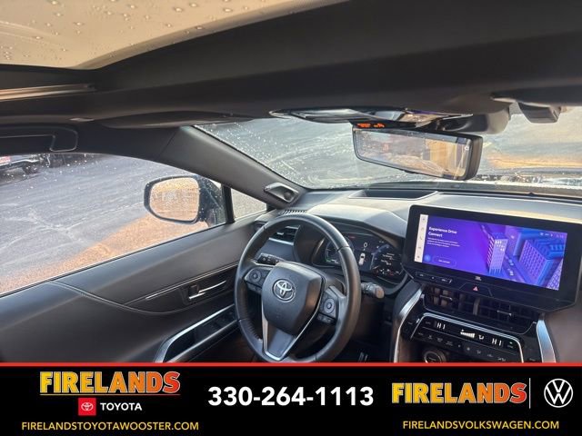 Used 2023 Toyota Venza Limited image 35