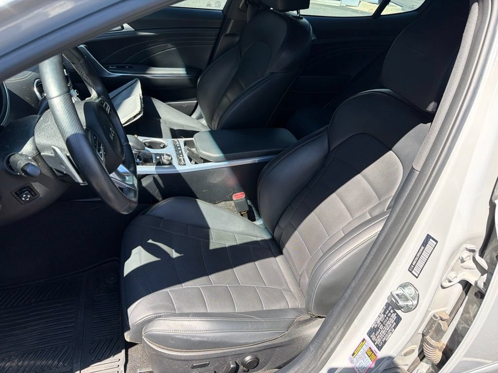 Used 2023 Kia Stinger GT2 AWD/4WD image 11
