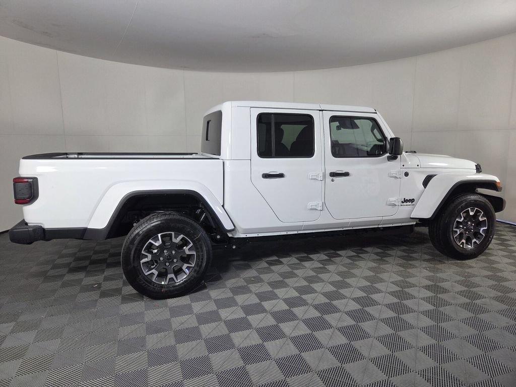 New 2026 Jeep Gladiator Sport AWD/4WD image 4