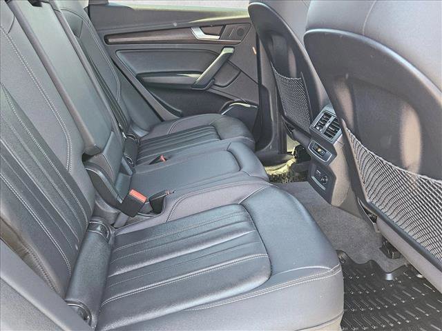 Used 2022 Audi Q5 2.0T Premium w/ Convenience Package image 19