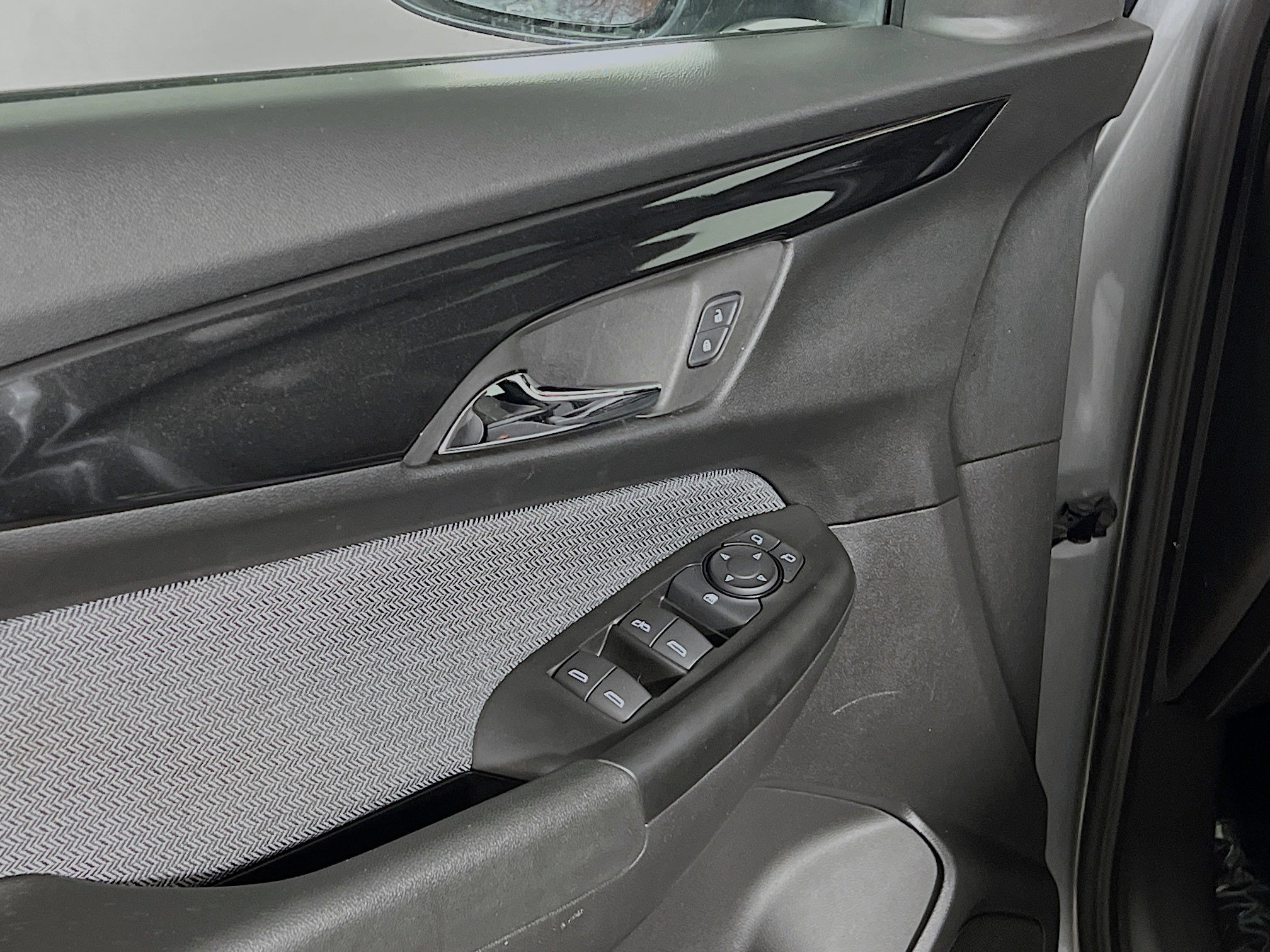 Used 2024 Chevrolet TrailBlazer LT image 17